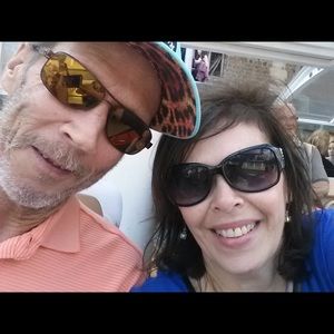 Meet your Posher, Deb